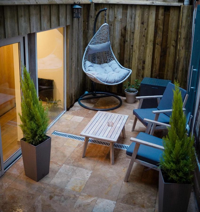 Apartamento Nuit De La Sagesse "Jacuzzi Terrasse Et Parking Prive" Ruan Exterior foto